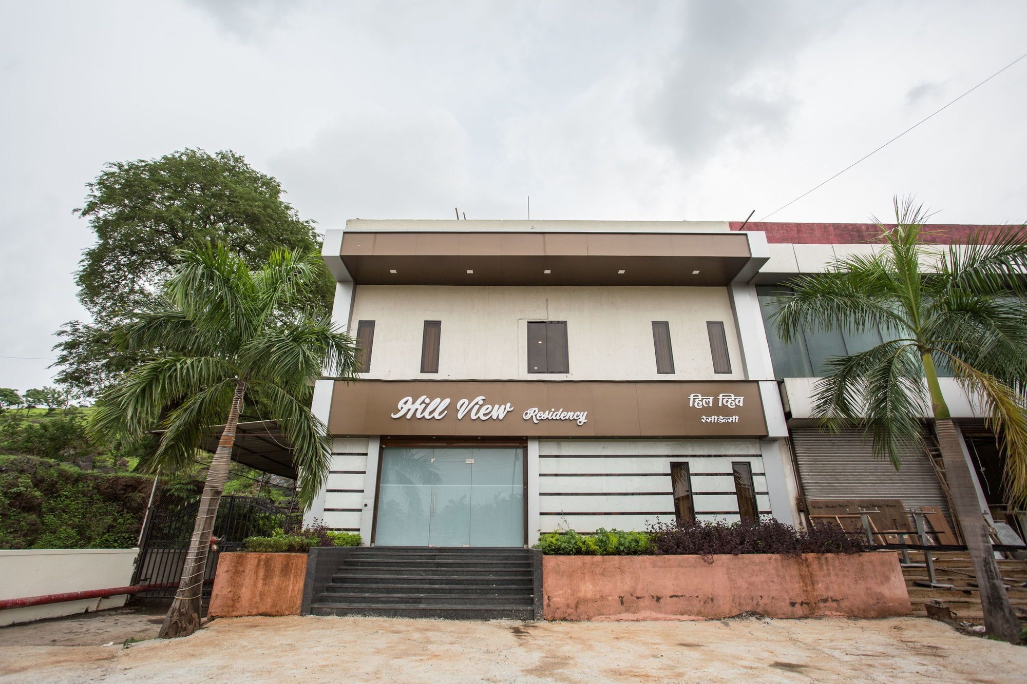 فندق Oyo 7156 Hill View Residency نافي مومباي المظهر الخارجي الصورة
